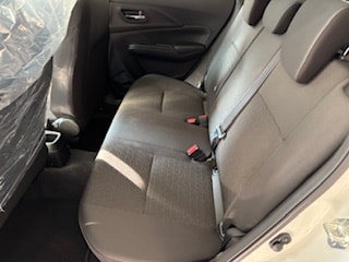 SUZUKI Swift 1.2 Piz Sulai Top Hybrid 4x4-image-2