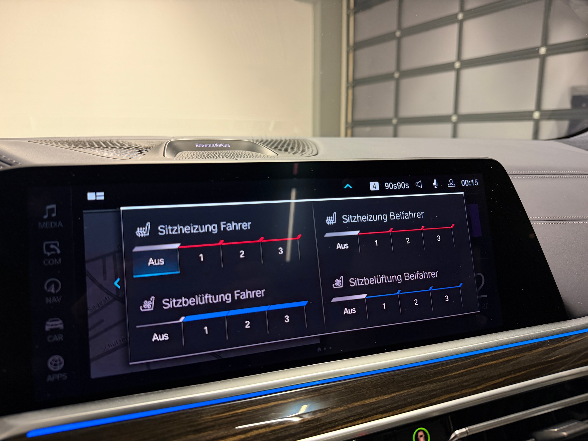 BMW X5 45e xDrive SAG *M Sport*CH-Auto*BMW Premium Selection Garantie bis 22.4.2027*Top Ausstattung*-image-23