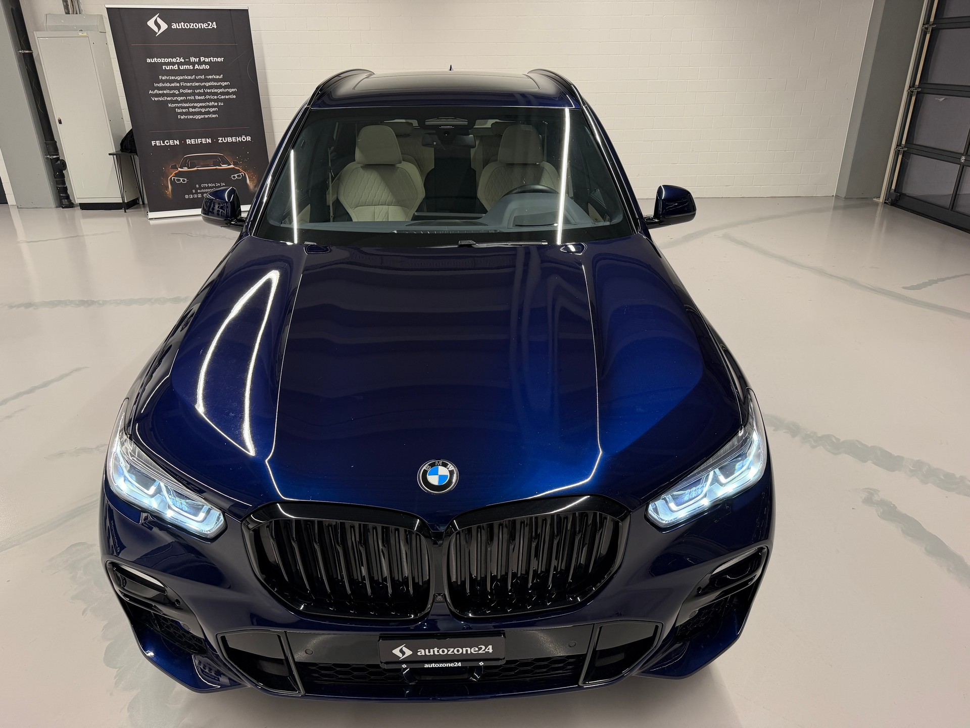 BMW X5 45e xDrive SAG *M Sport*CH-Auto*BMW Premium Selection Garantie bis 22.4.2027*Top Ausstattung*-image-8