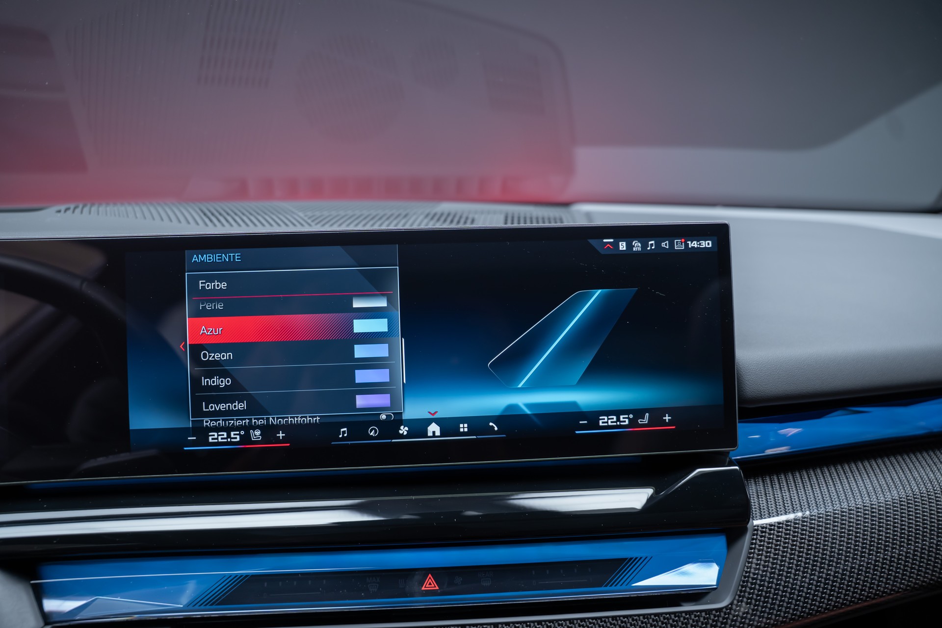 BMW i5 M60 xDrive M Sport Pro / CH-Fahrzeug /Iconic Glow / Panorama-Glasdach-image-44