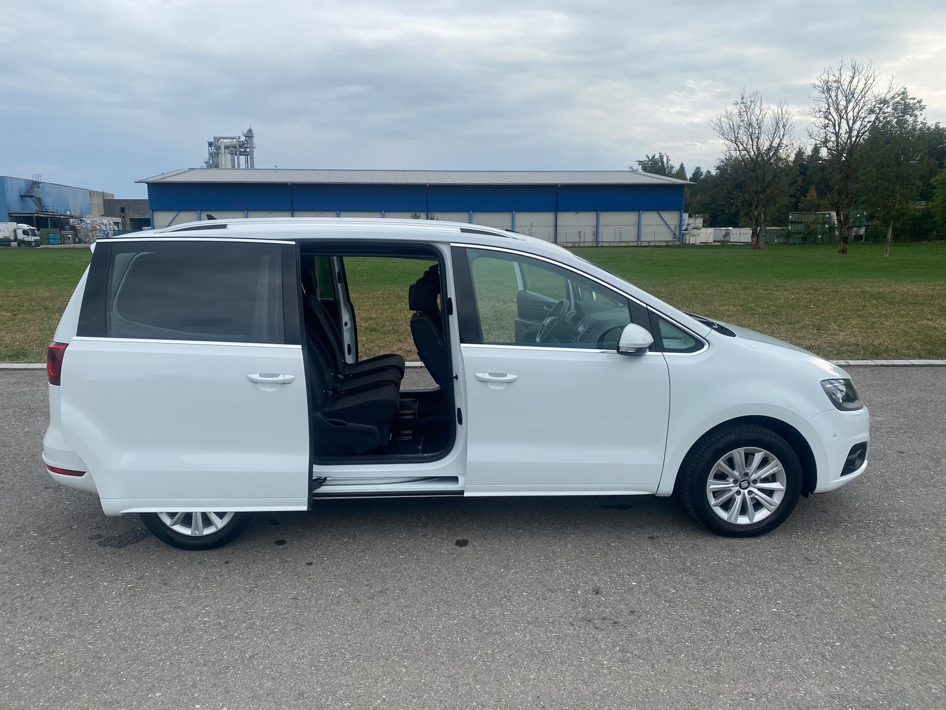 SEAT Alhambra 2.0 TDI 4Drive Style-image-8