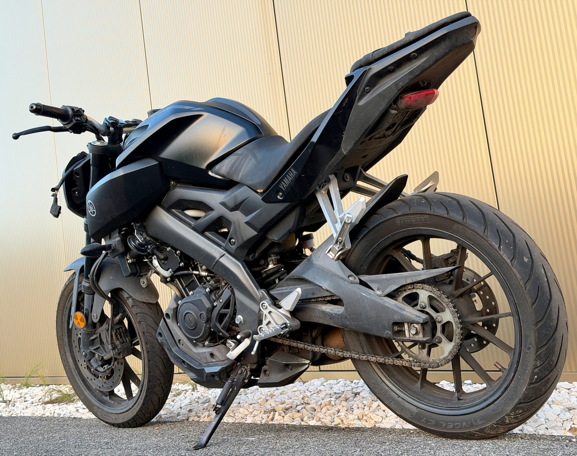 YAMAHA MT-125 ABS-image-11
