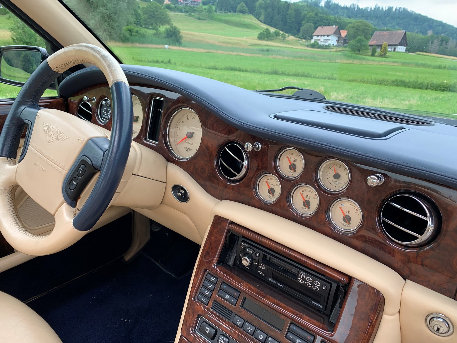 BENTLEY ARNAGE Red Label-image-15
