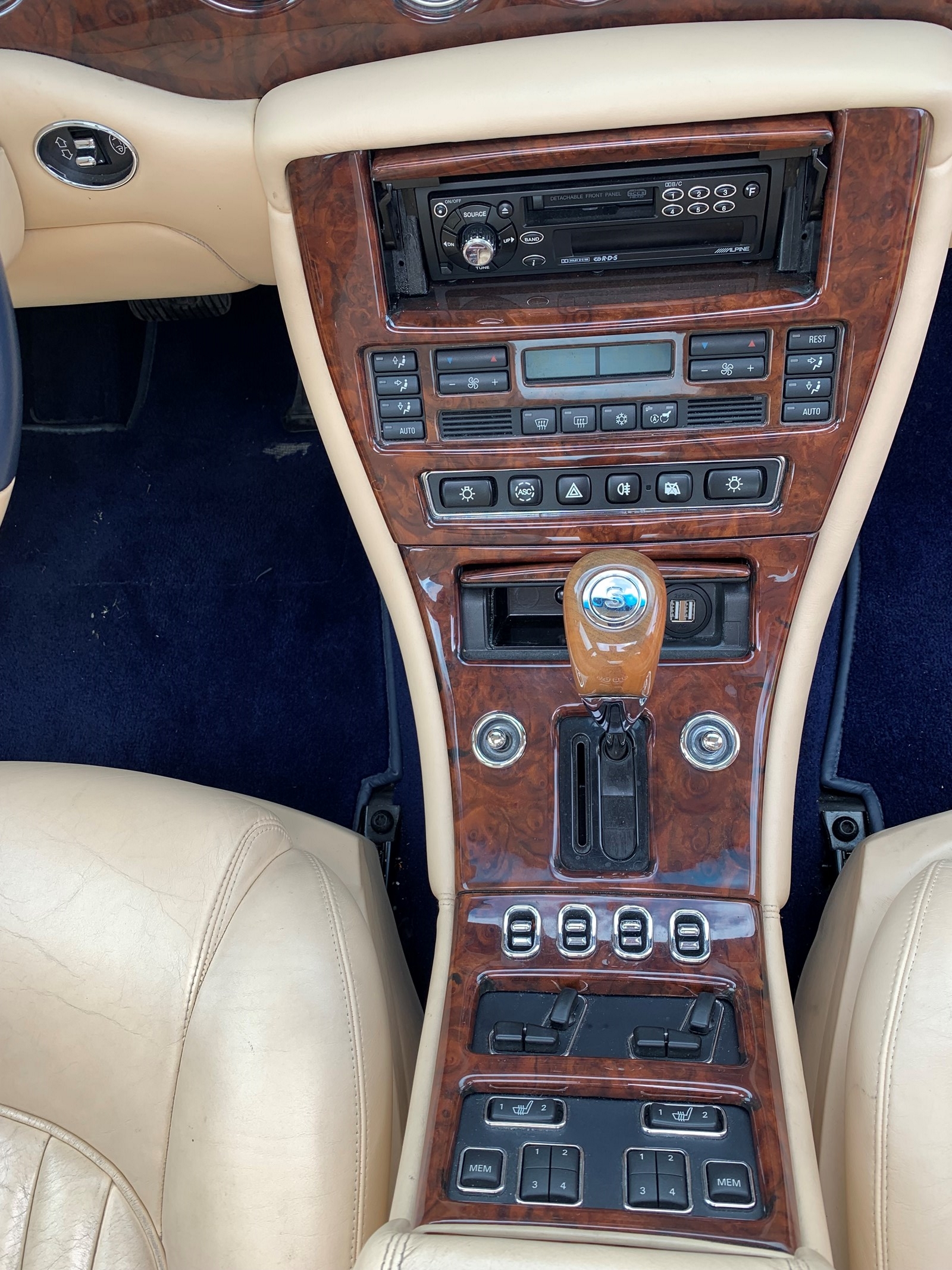 BENTLEY ARNAGE Red Label-image-17
