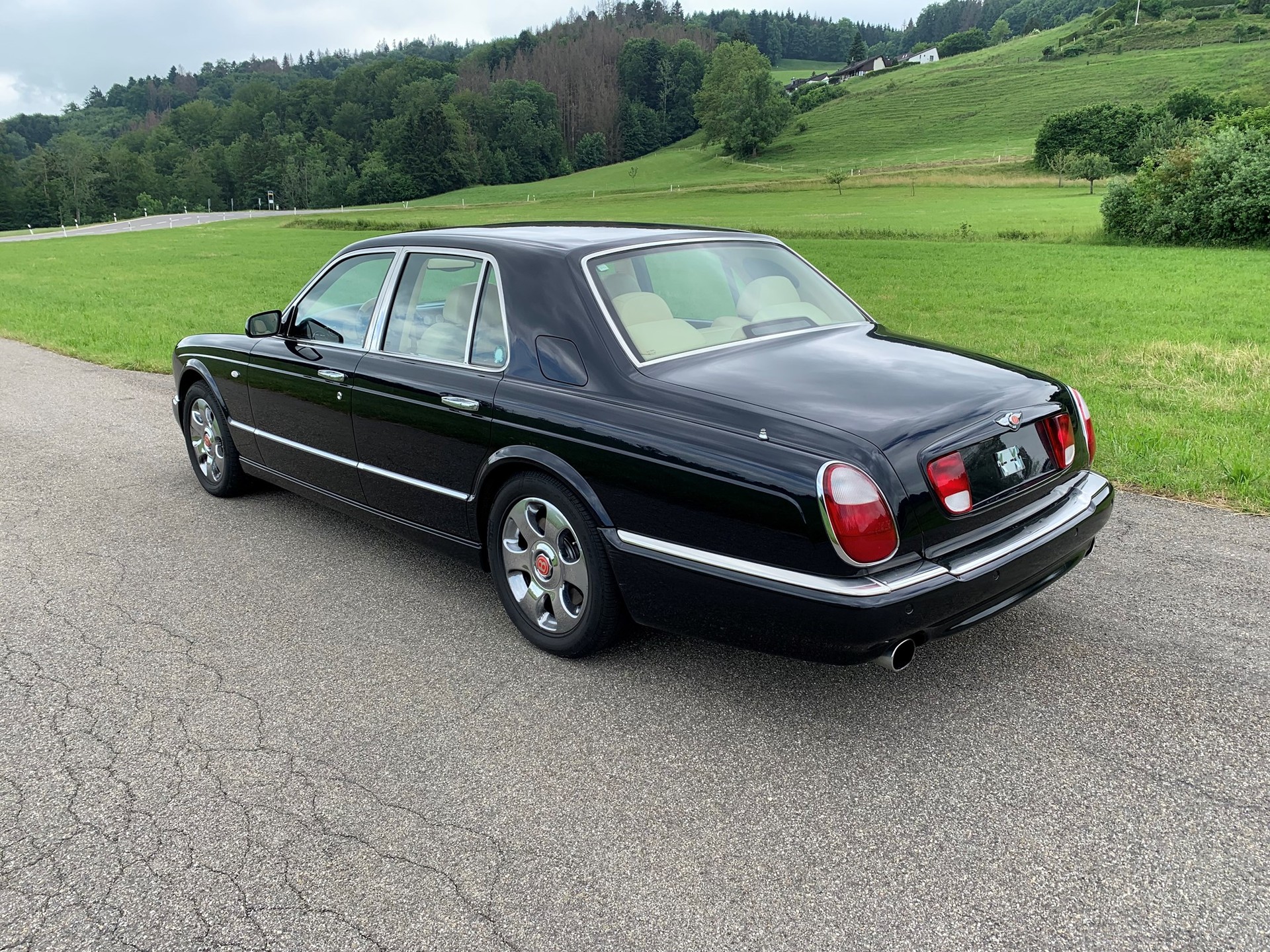 BENTLEY ARNAGE Red Label-image-10