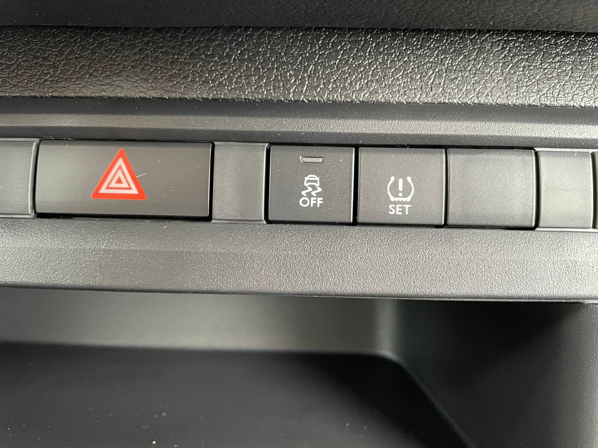 PEUGEOT e-Expert Kaw. Standard 50 kWh-image-12