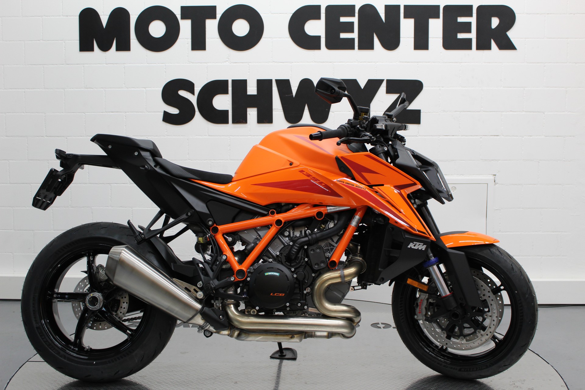KTM 1390 Super Duke R EVO-image-0