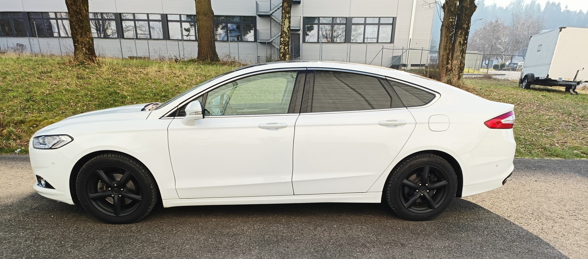 FORD Mondeo 2.0 Diesel Titanium 180PS Automat-image-2