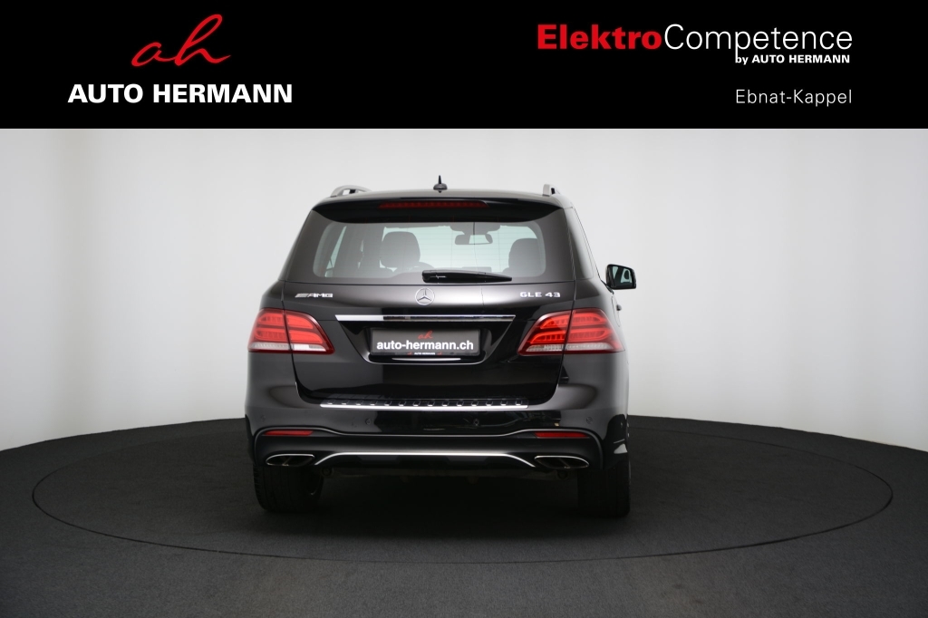 MERCEDES-BENZ GLE 43 AMG 4Matic 9G-Tronic-image-5