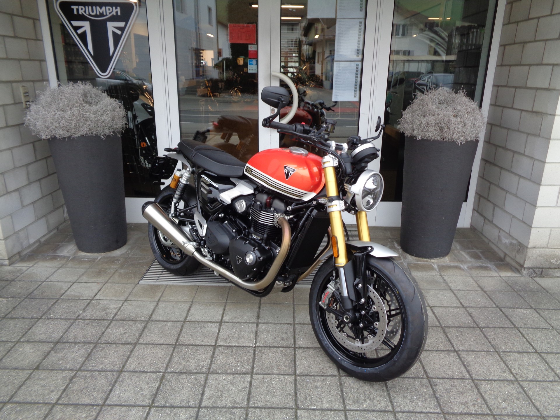 TRIUMPH Speed Twin 1200 RS-image-2