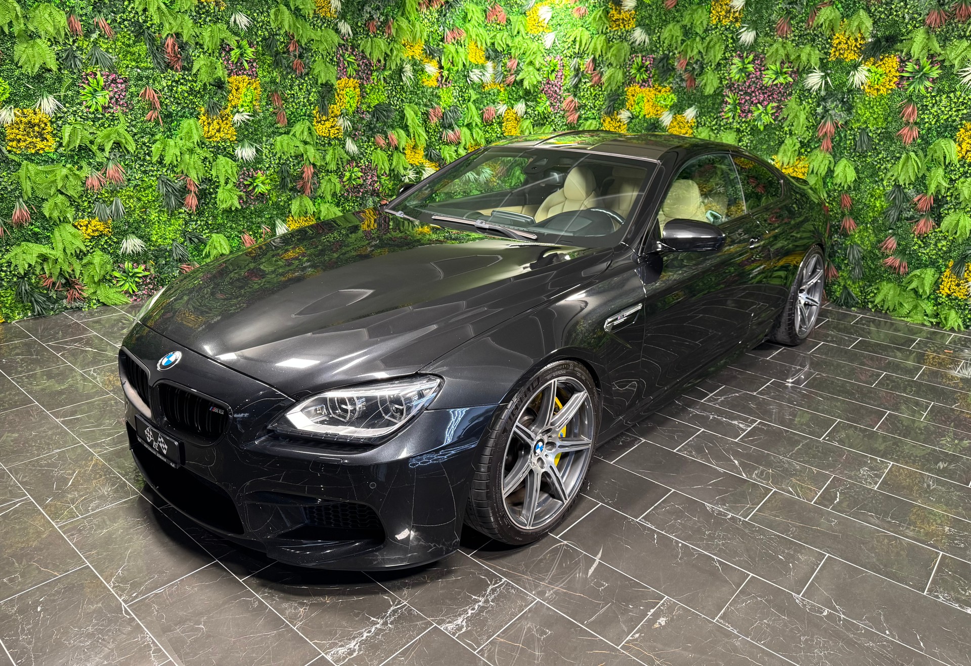 BMW M6 Competition Coupé Drivelogic-image-1