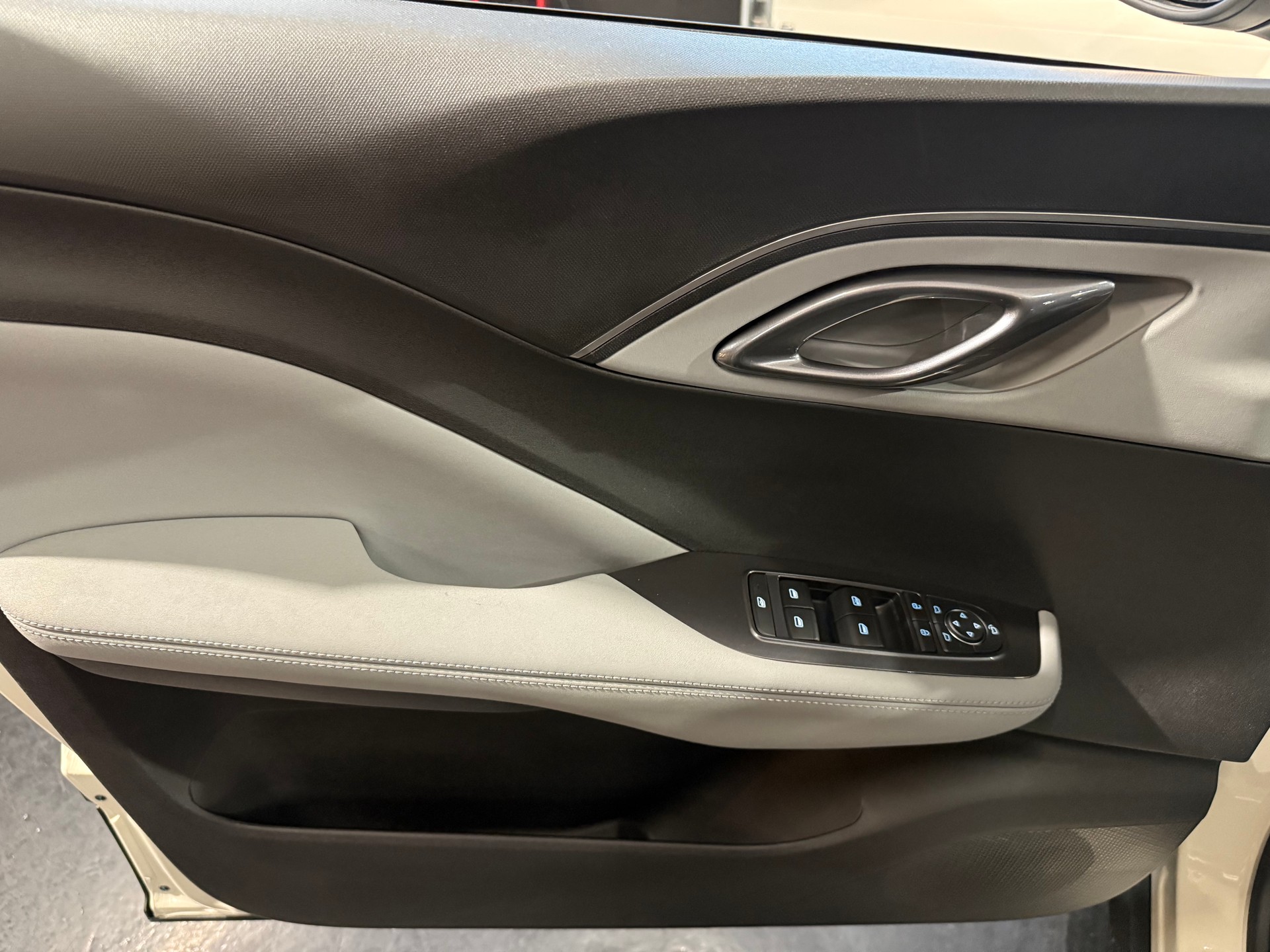 BYD Dolphin Surf 43 kWh Boost-image-19