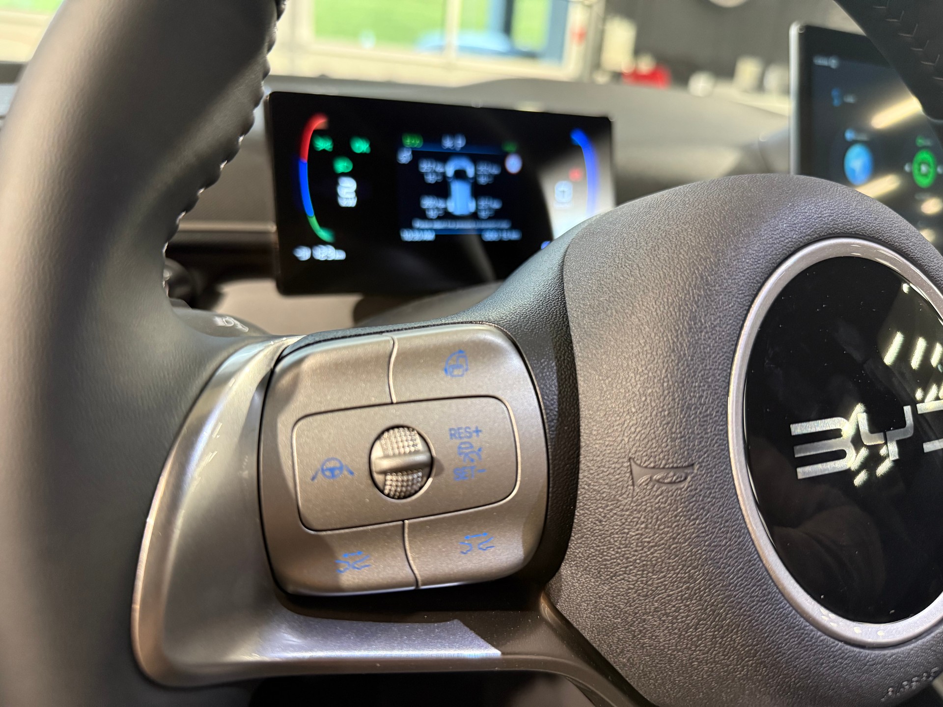 BYD Dolphin Surf 43 kWh Boost-image-15