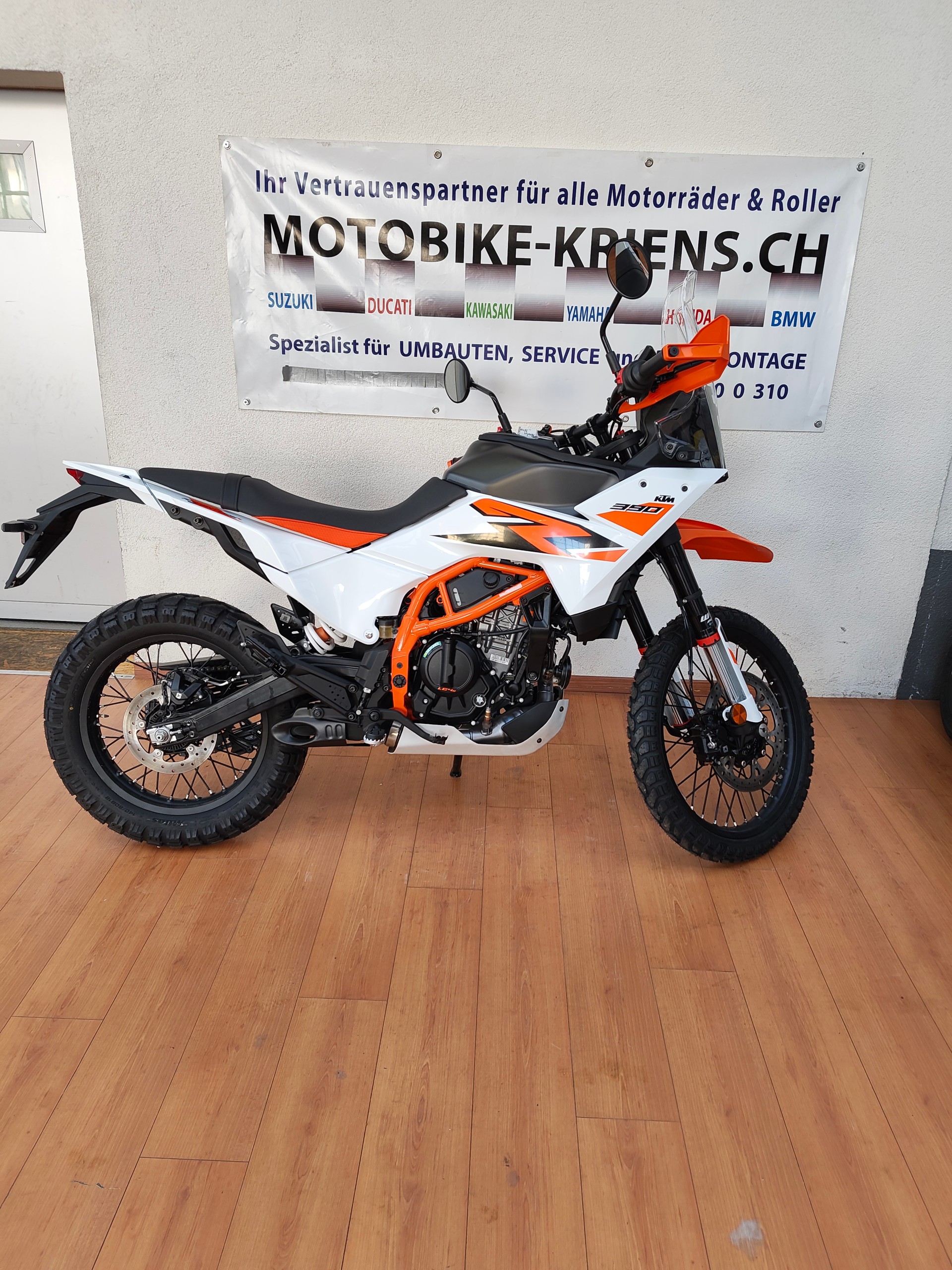 KTM 390 Adventure-image-2