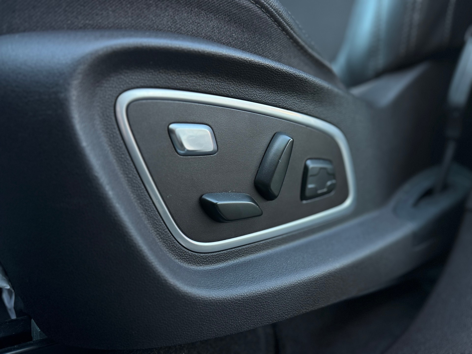 RENAULT Espace 1.8 TCe Intens EDC-image-15