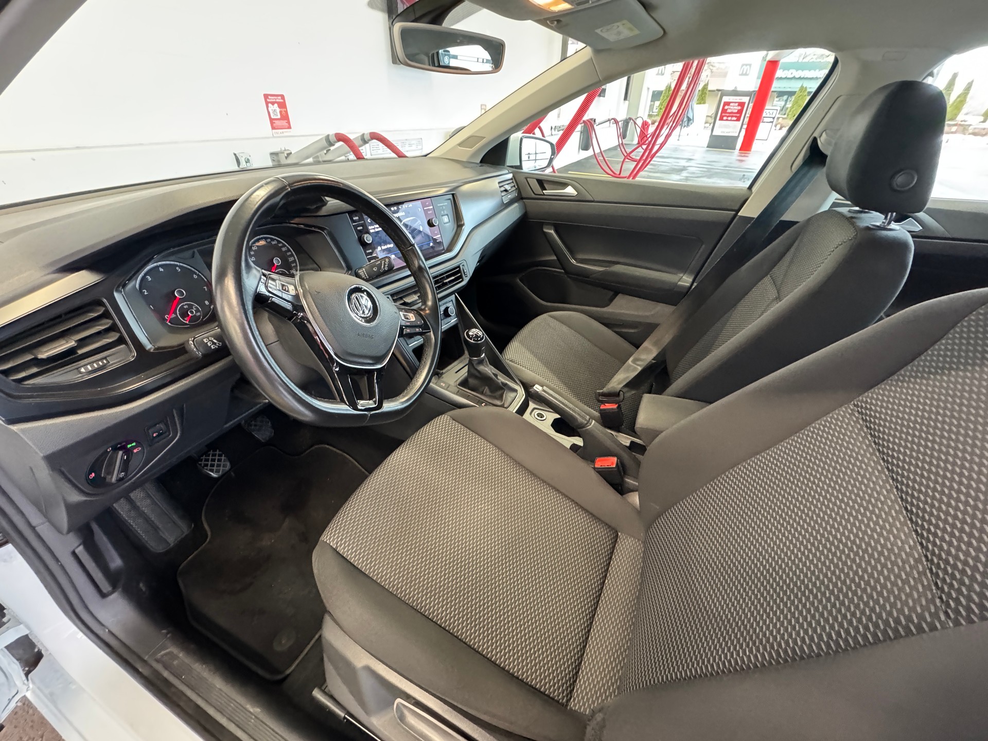 VW Polo 1.0 MPl-image-21