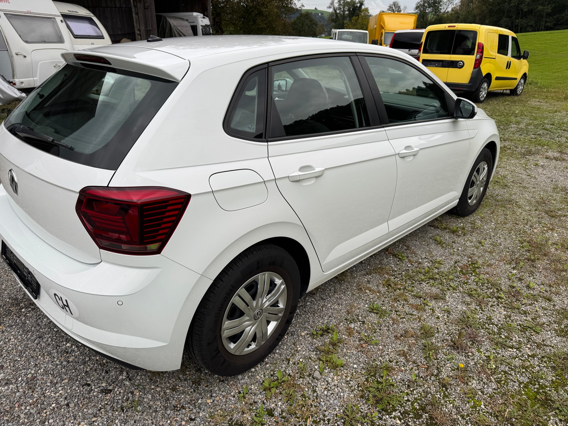 VW Polo 1.0 MPl-image-11