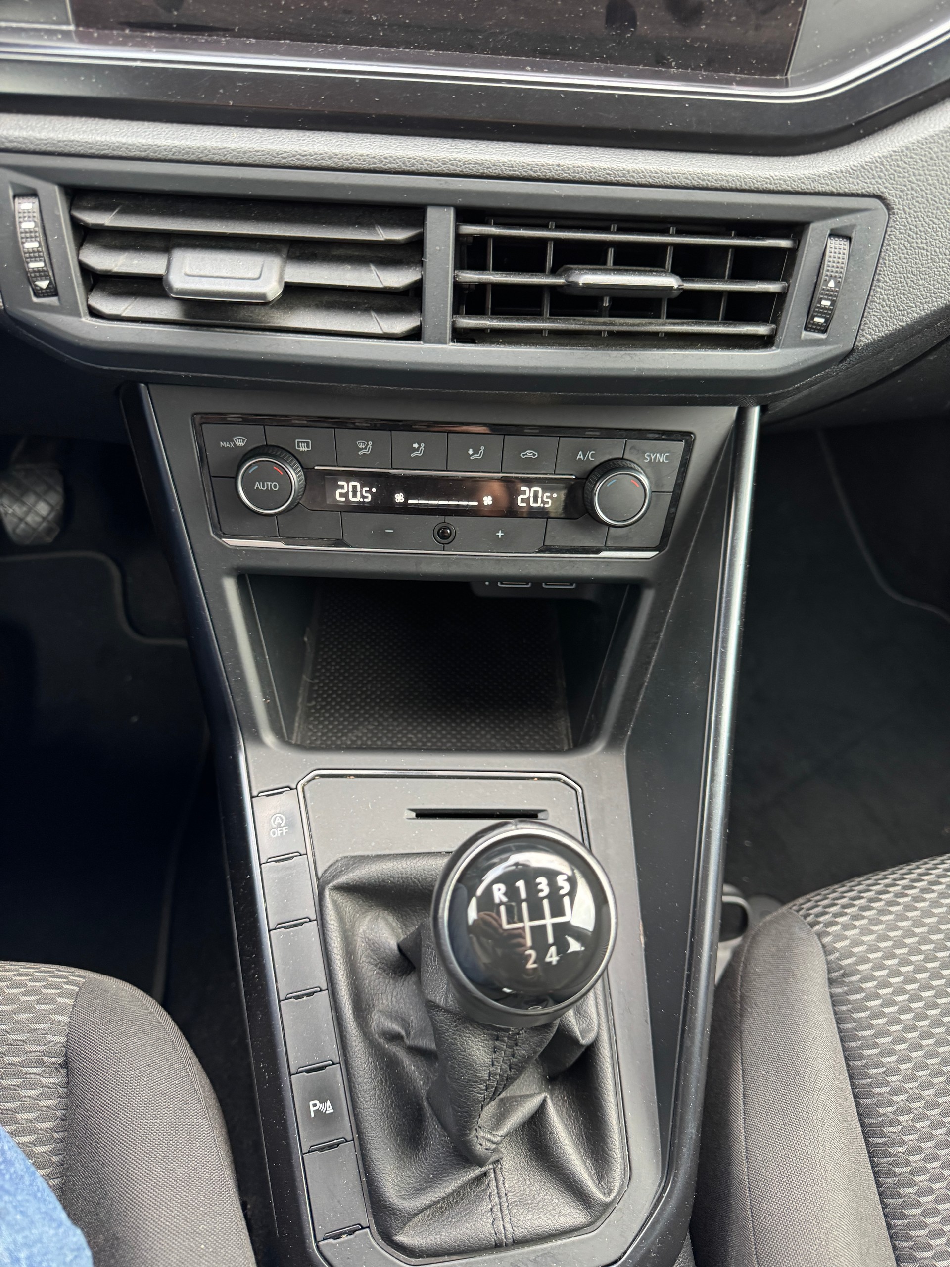 VW Polo 1.0 MPl-image-14