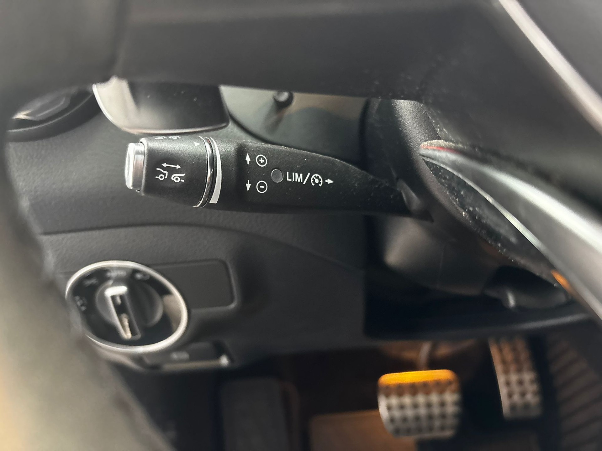 MERCEDES-BENZ GLA 45 AMG 4Matic 7G-DCT-image-19