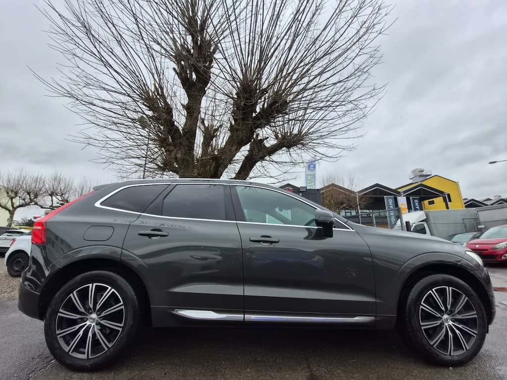 VOLVO XC60 D4 AWD Inscription Geartronic-image-6