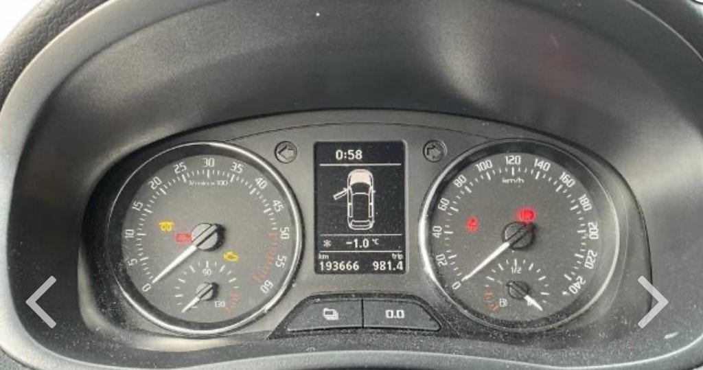 SKODA Fabia 1.2 TDI Greenline-image-5