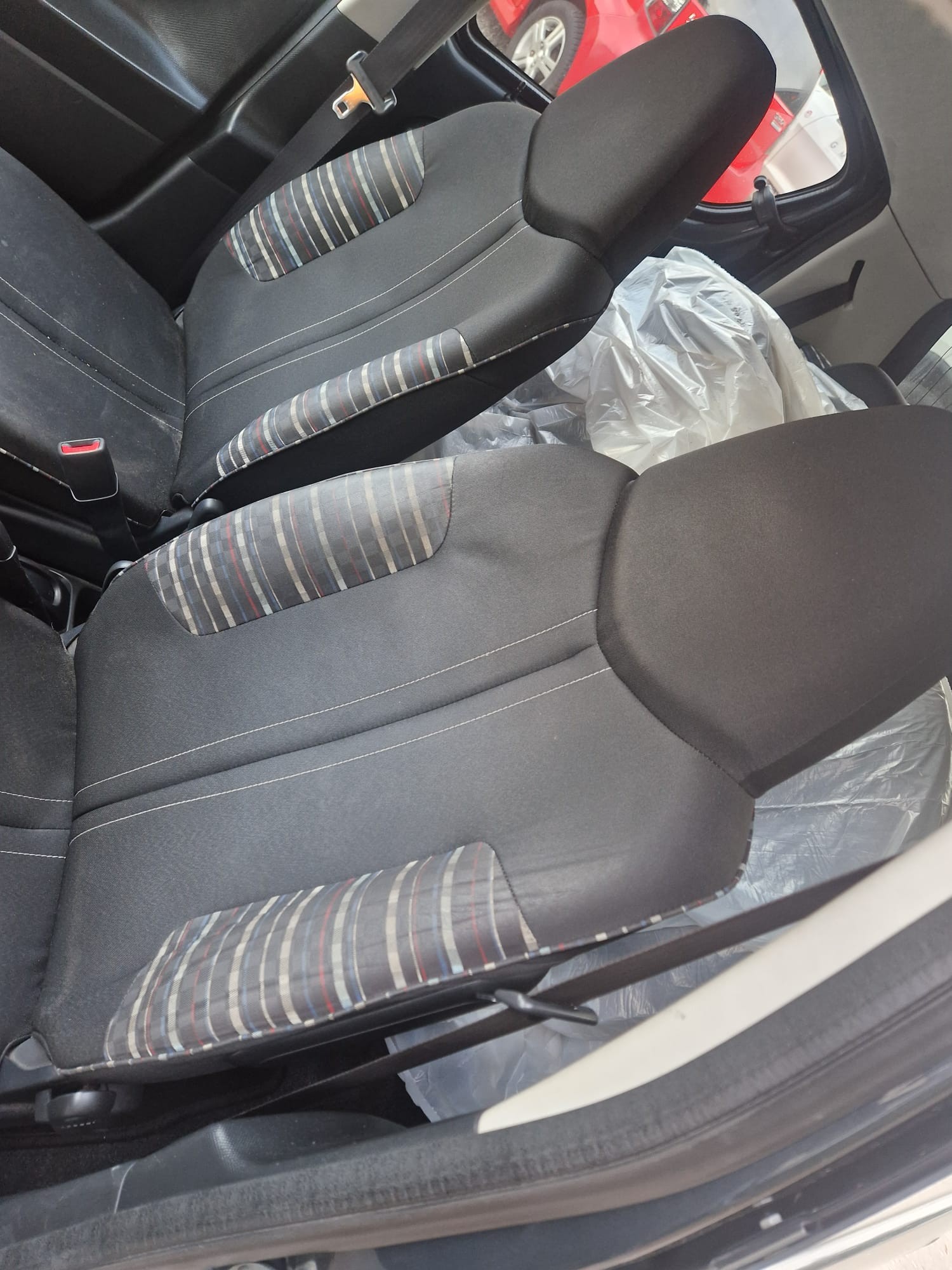 CITROEN C1 1.0i Séduction EGS-image-3