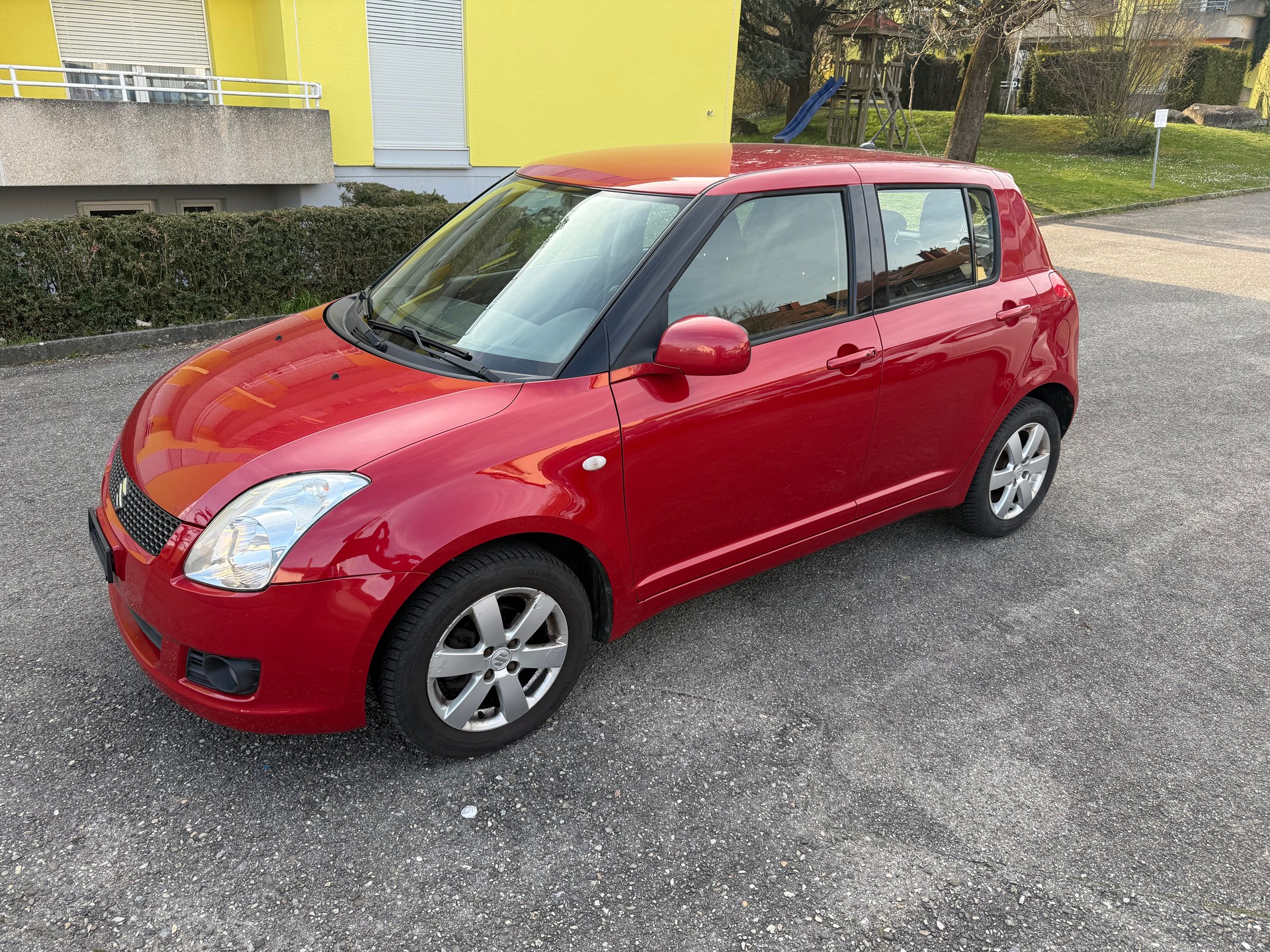 SUZUKI Swift 1.3i 16V GL Top 4x4