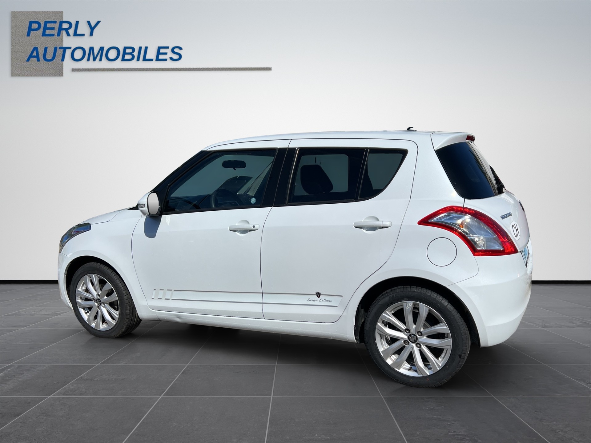 SUZUKI Swift 1.2i Sergio Cellano-showroom-element-3