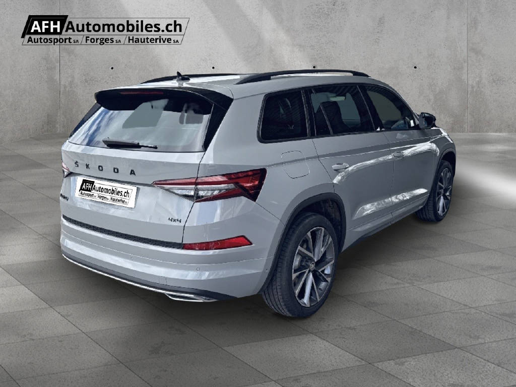 SKODA Kodiaq 2.0 TSI Sportline DSG-image-4