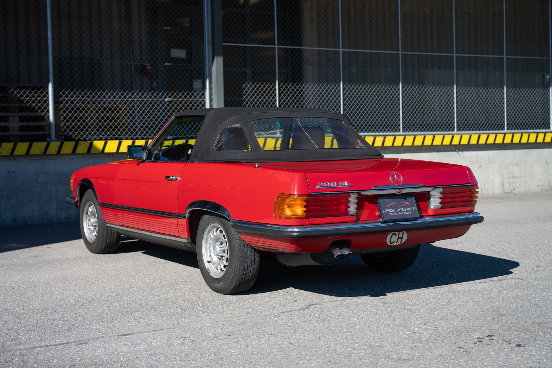 MERCEDES-BENZ SL-image-12