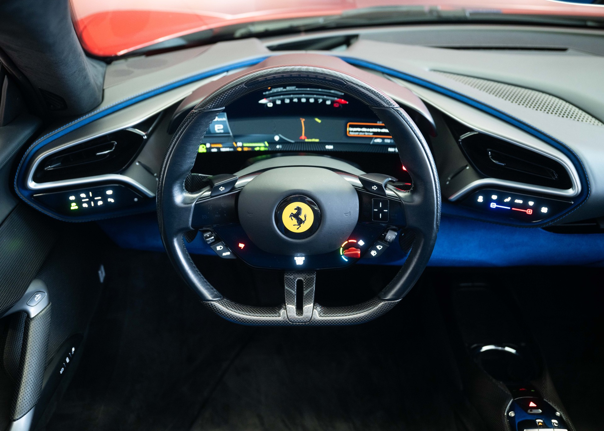 FERRARI 296 GTS Fiorano (Swiss car, 1st hand, fantastic configuration, Daytona racing seats)-image-15