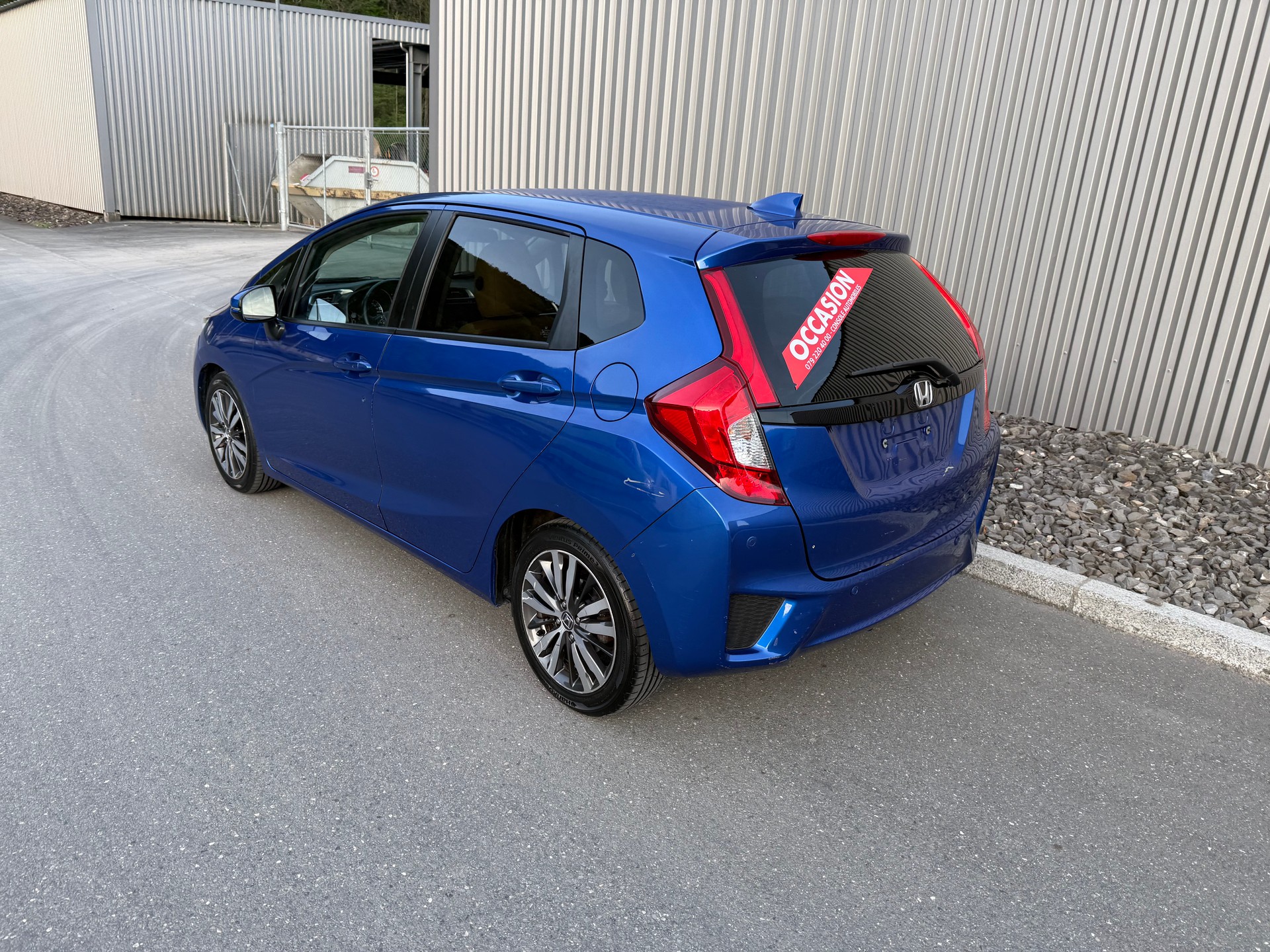 HONDA Jazz 1.3i-VTEC CVT - CUIR BEIGE - CLASSE --showroom-element-2