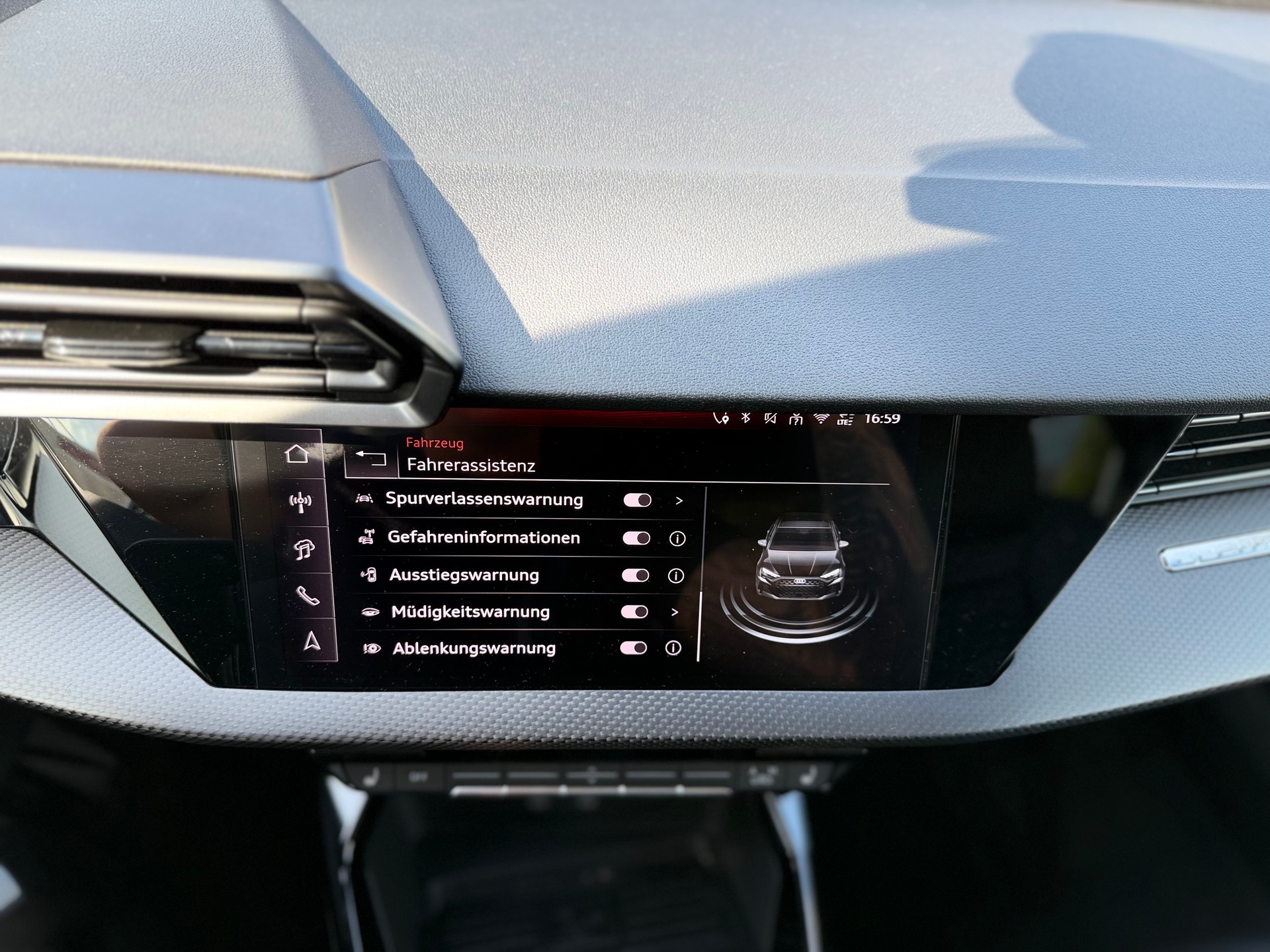 AUDI RS3 Limousine 2.5 TSI quattro S-tronic ° 5 Jahre Garantie °-image-20