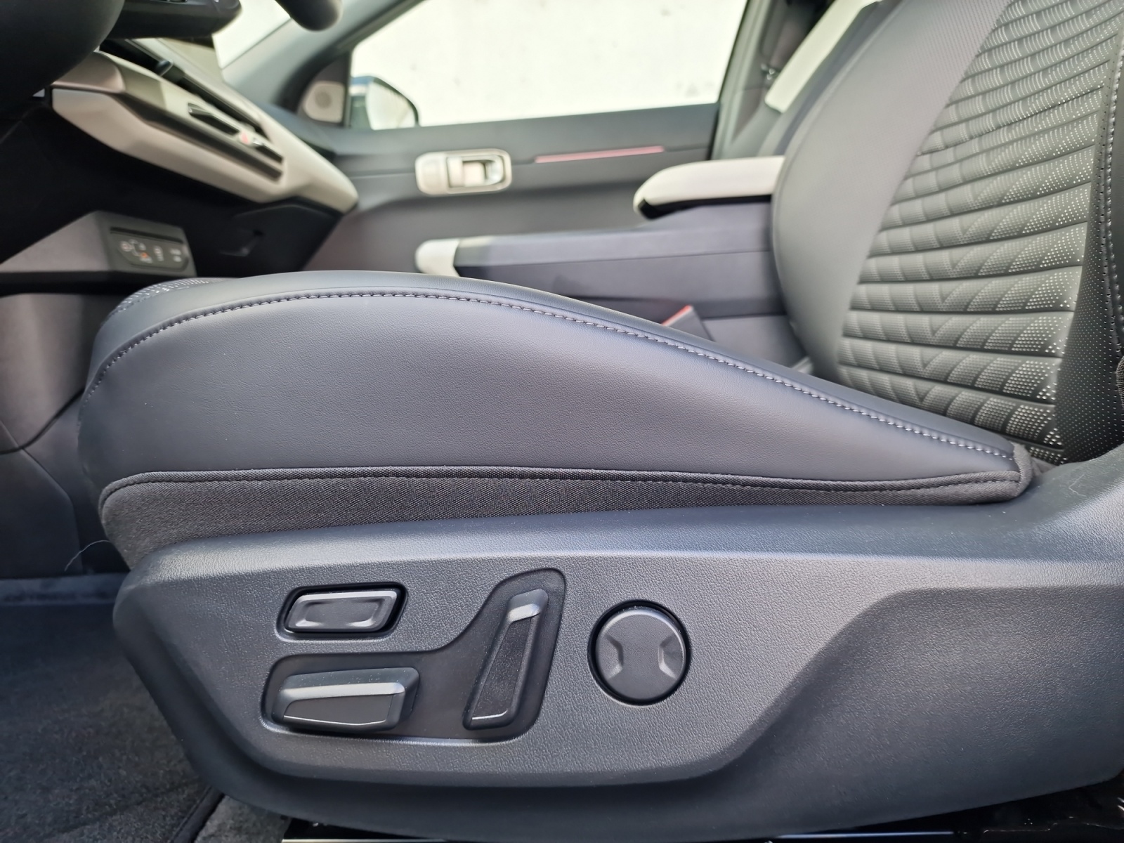 KIA EV4 81,4 kWh GT-Line WLTP 584km V2L-image-12