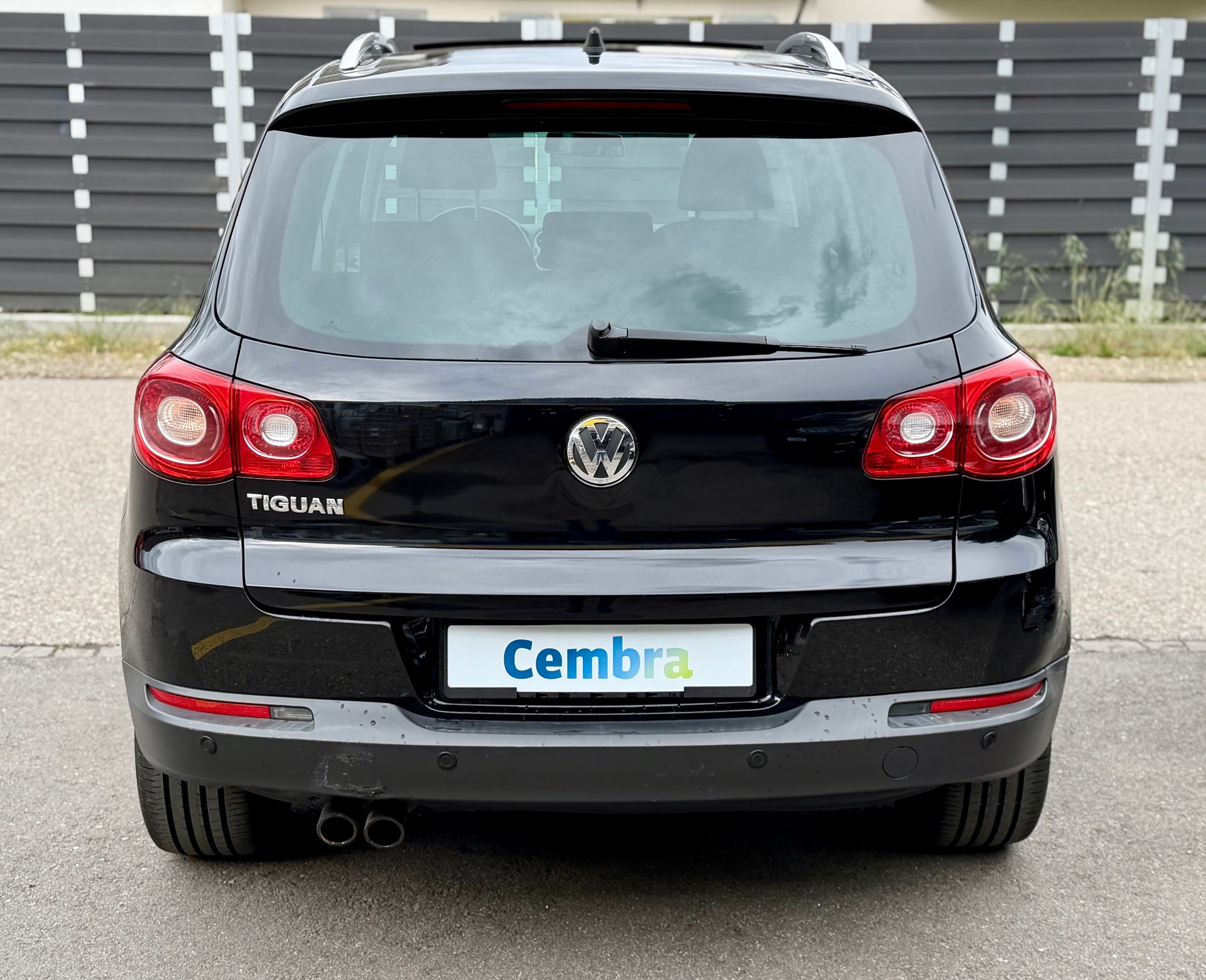 VW Tiguan 2.0 TSI Sport&Style-image-4