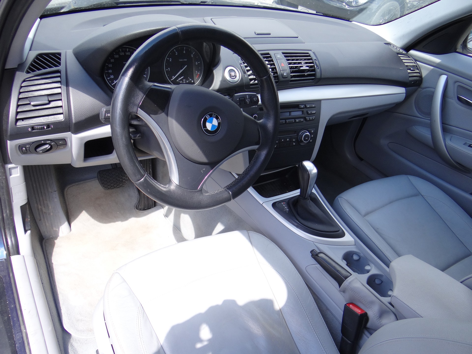 BMW 120i AccessPlus Steptronic-image-6