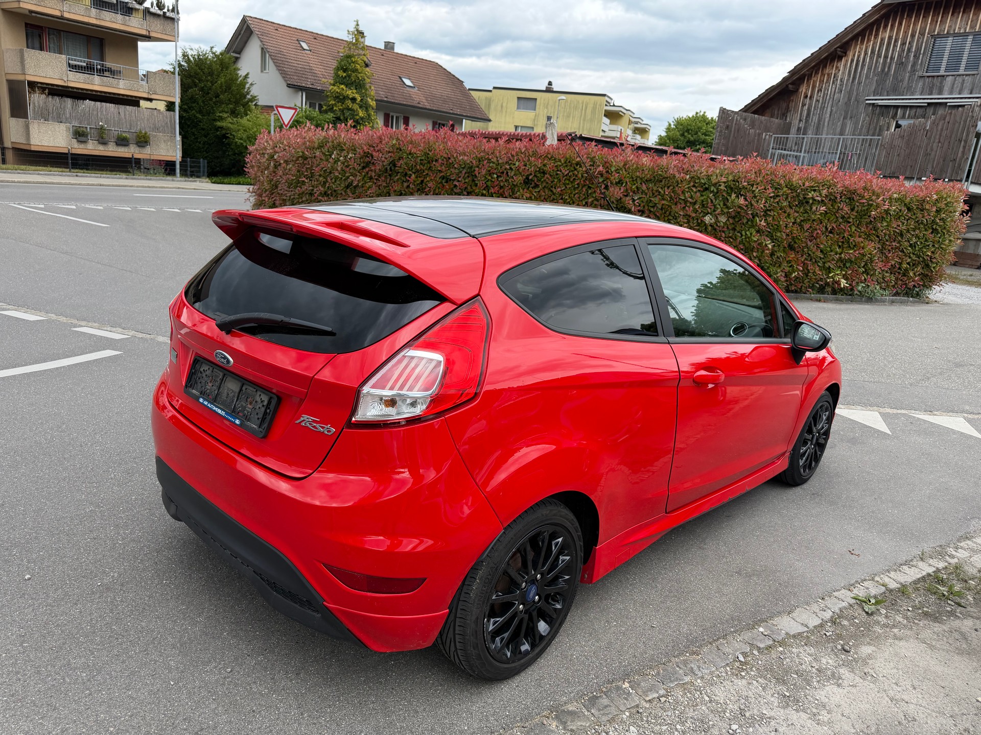 FORD Fiesta 1.0 SCTi Sport Red -ab Mfk-showroom-element-2