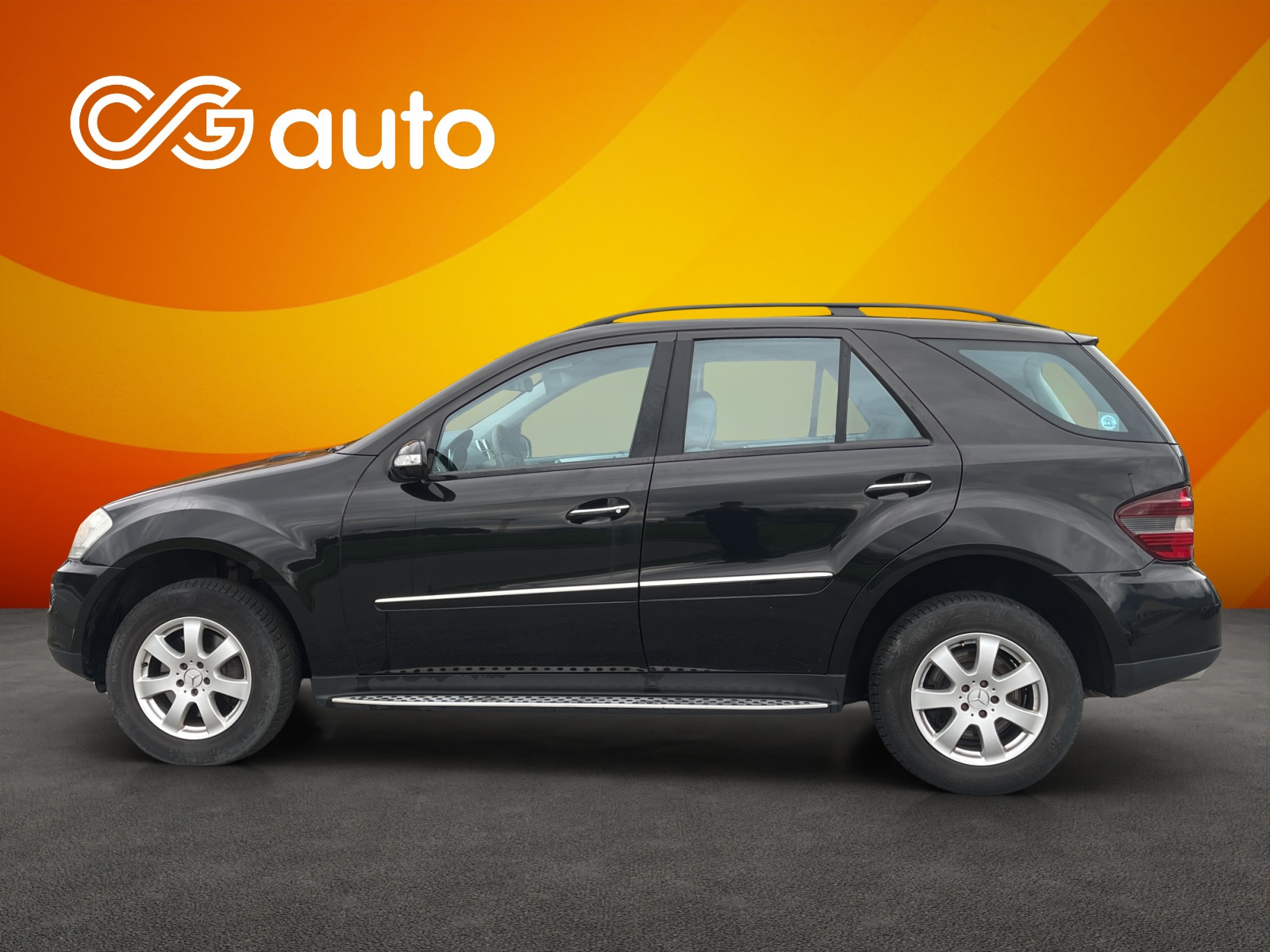 MERCEDES-BENZ ML 320 CDI 4Matic 7G-Tronic-showroom-element-3