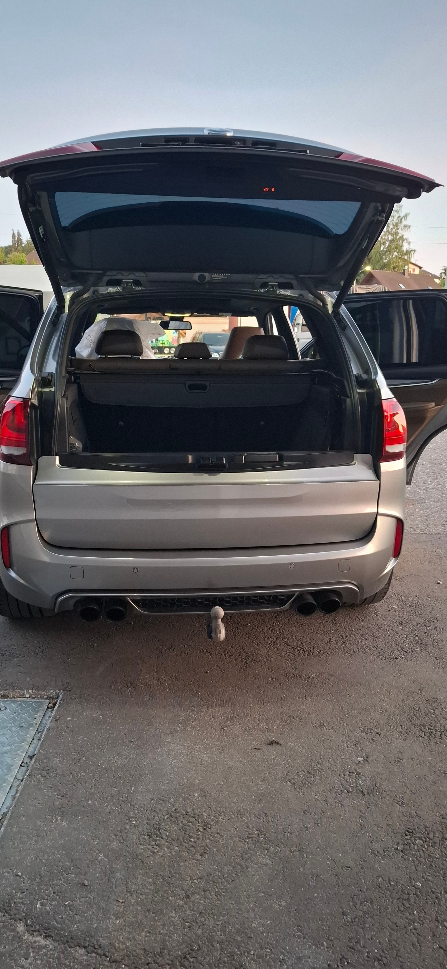 BMW X5M Steptronic-image-10