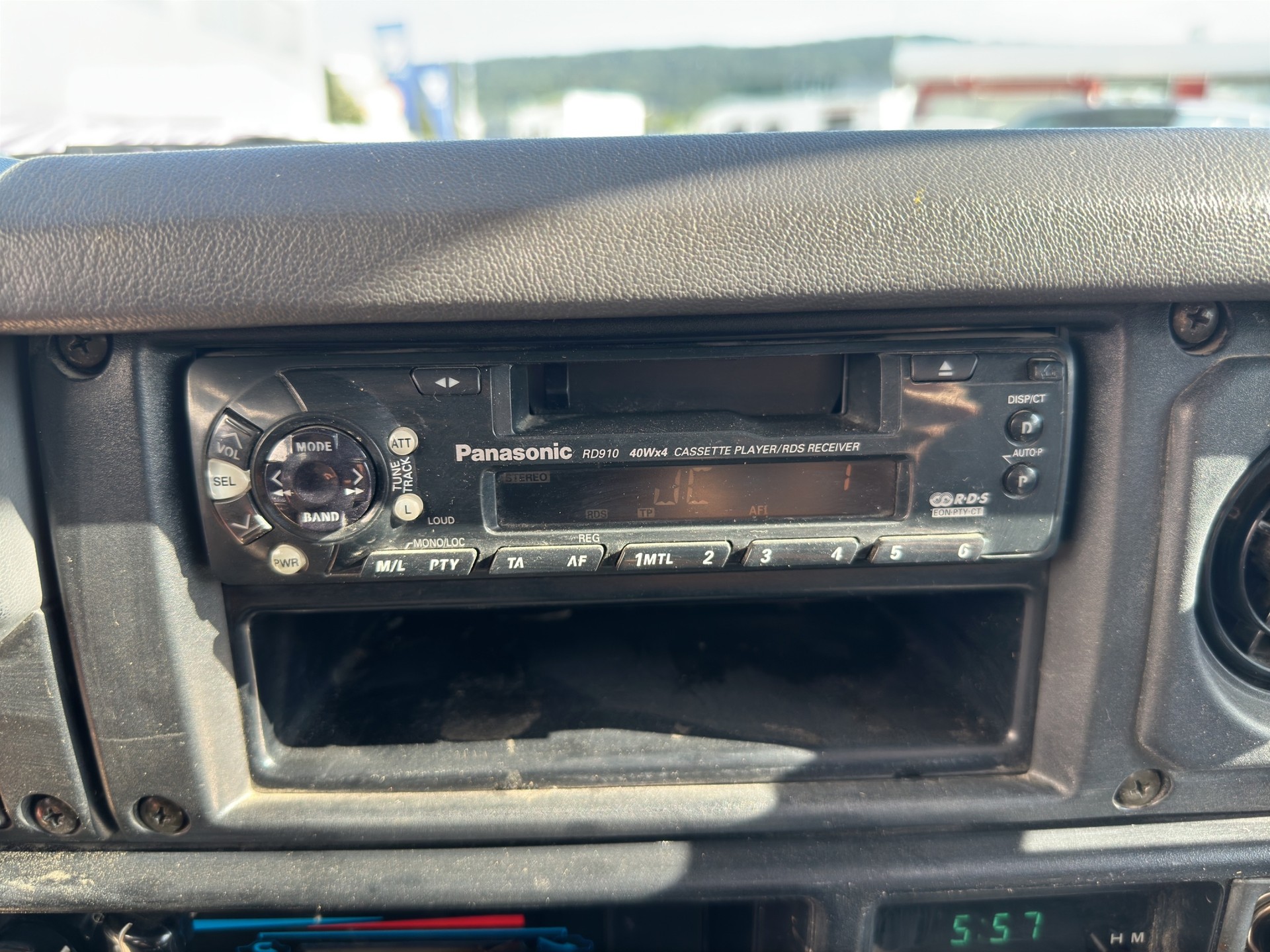 TOYOTA Land Cruiser 400 HdT 4.2 D HZJ-image-27