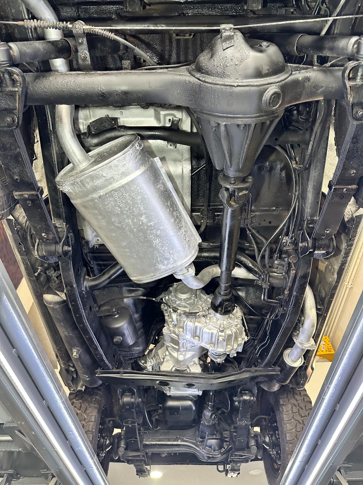 TOYOTA Land Cruiser 400 HdT 4.2 D HZJ-image-59
