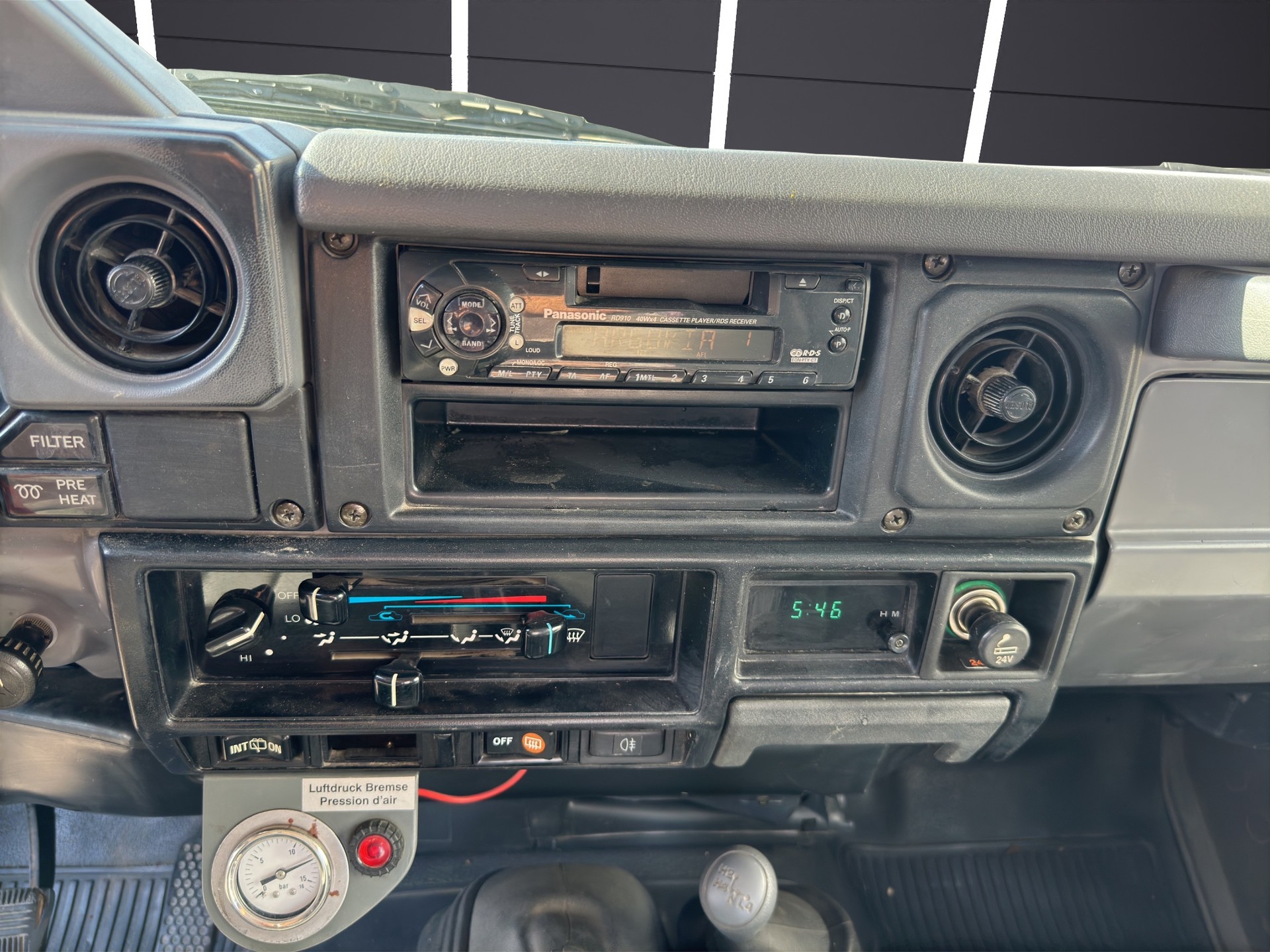 TOYOTA Land Cruiser 400 HdT 4.2 D HZJ-image-23