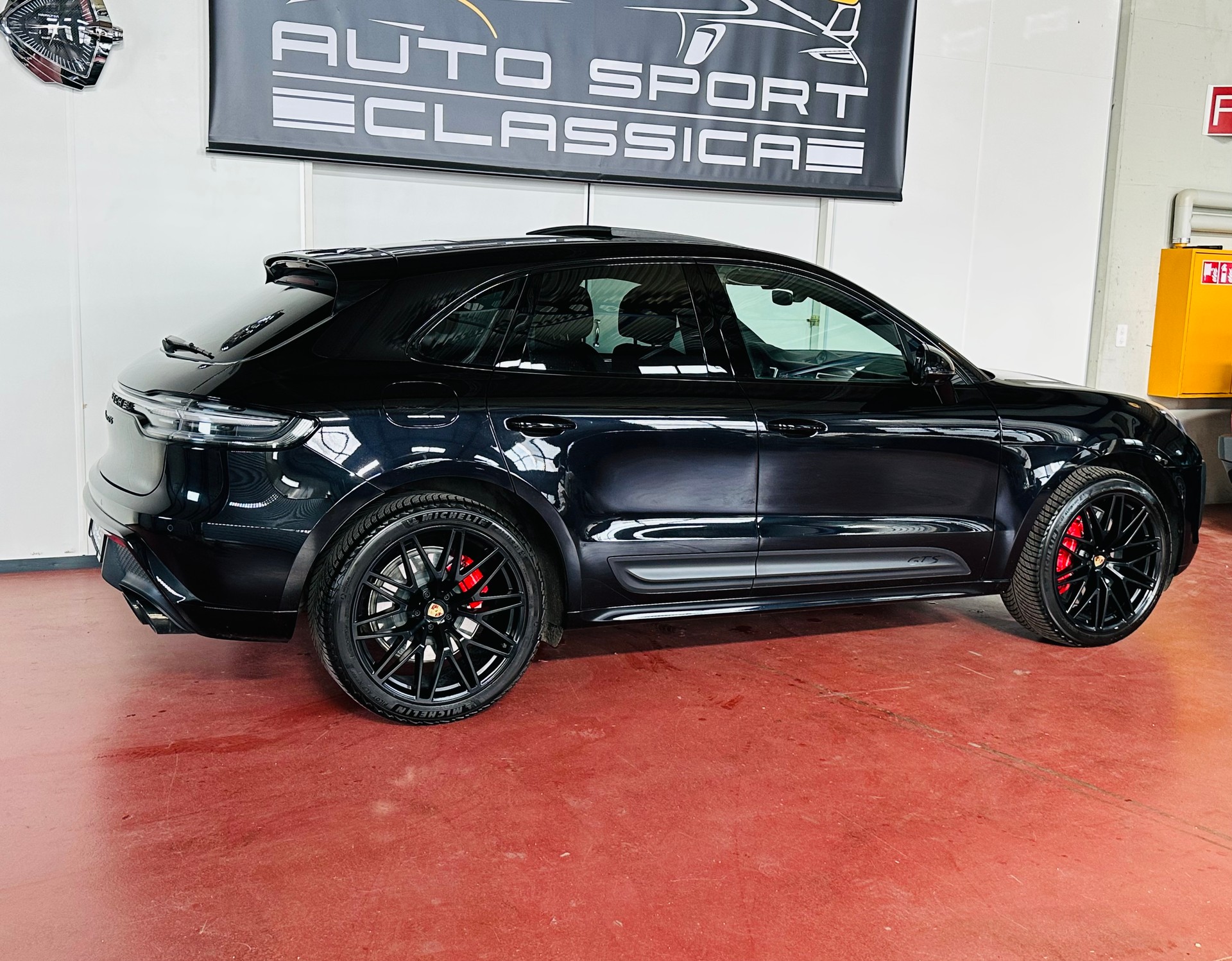 PORSCHE Macan GTS PDK-image-5
