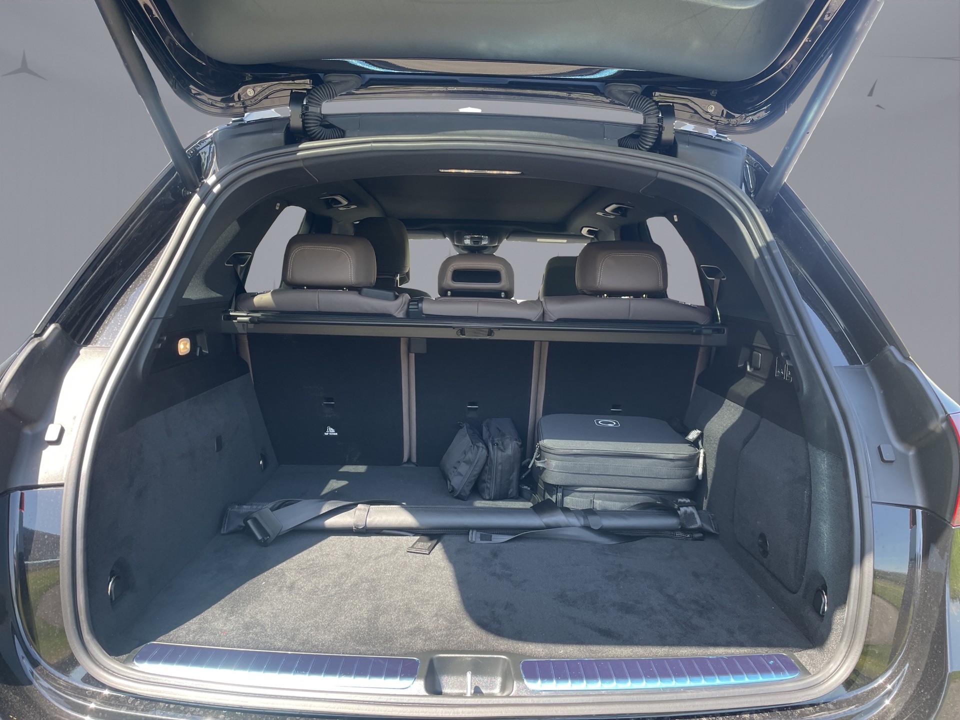 MERCEDES-BENZ GLE 53 Hybrid EQ Star AMG 4matic+-image-16