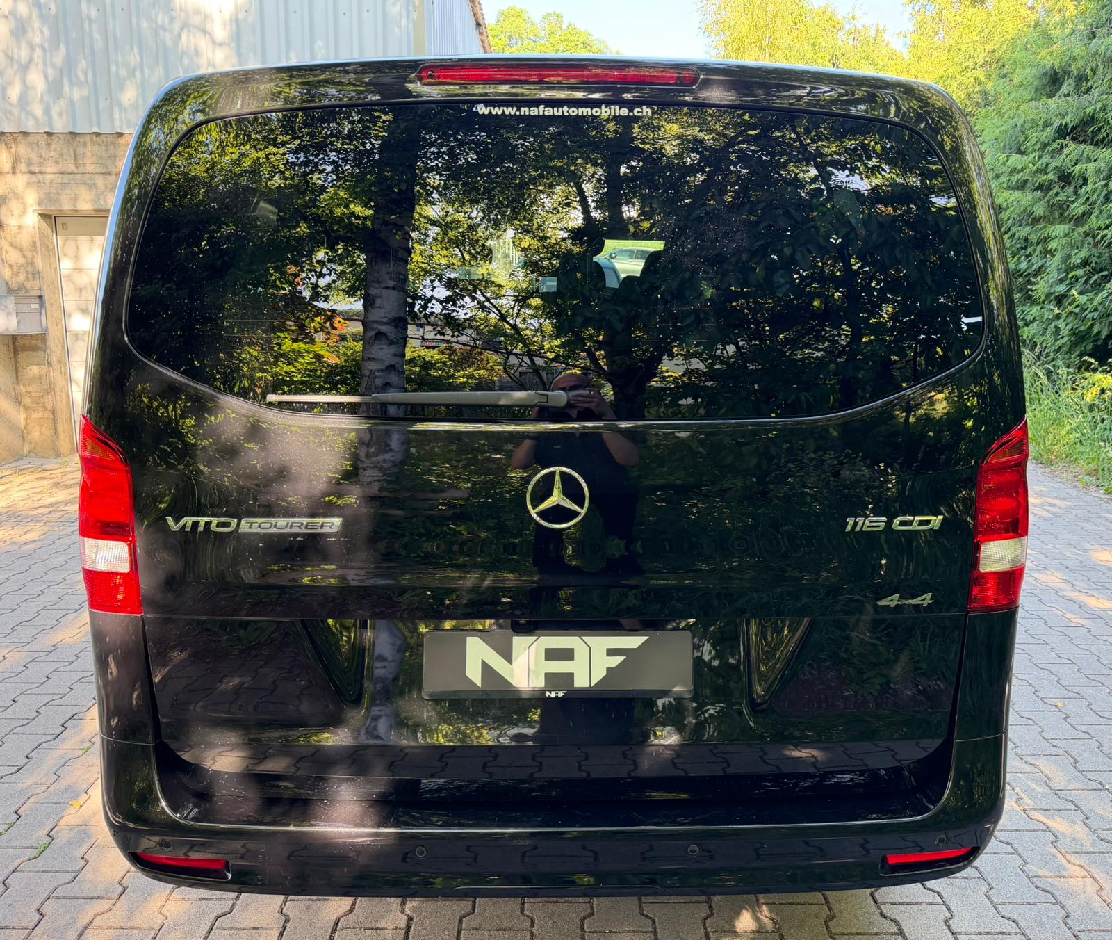 MERCEDES-BENZ Vito 116 CDI Lang Select Tourer 4Matic 9G-Tronic-showroom-element-3
