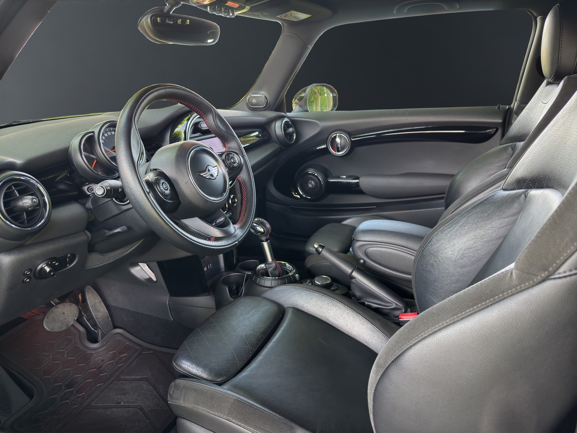 MINI Cooper S Steptronic-image-8
