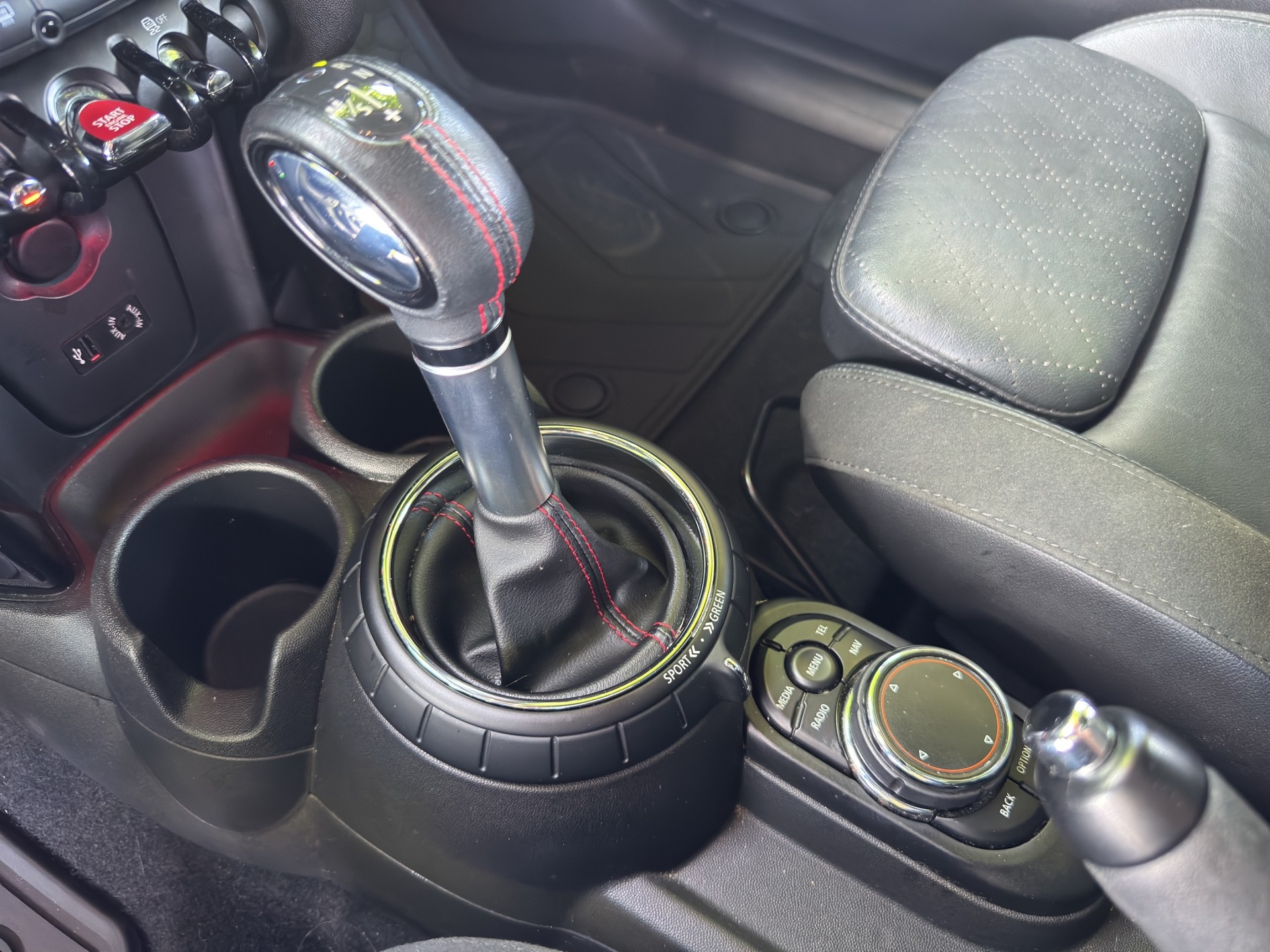 MINI Cooper S Steptronic-image-12