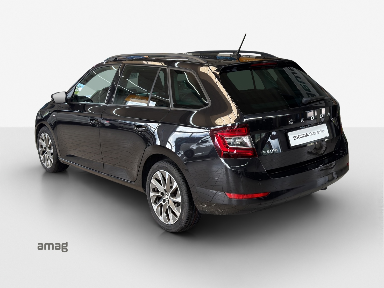 SKODA Fabia Combi 1.0 TSI Clever DSG-image-2