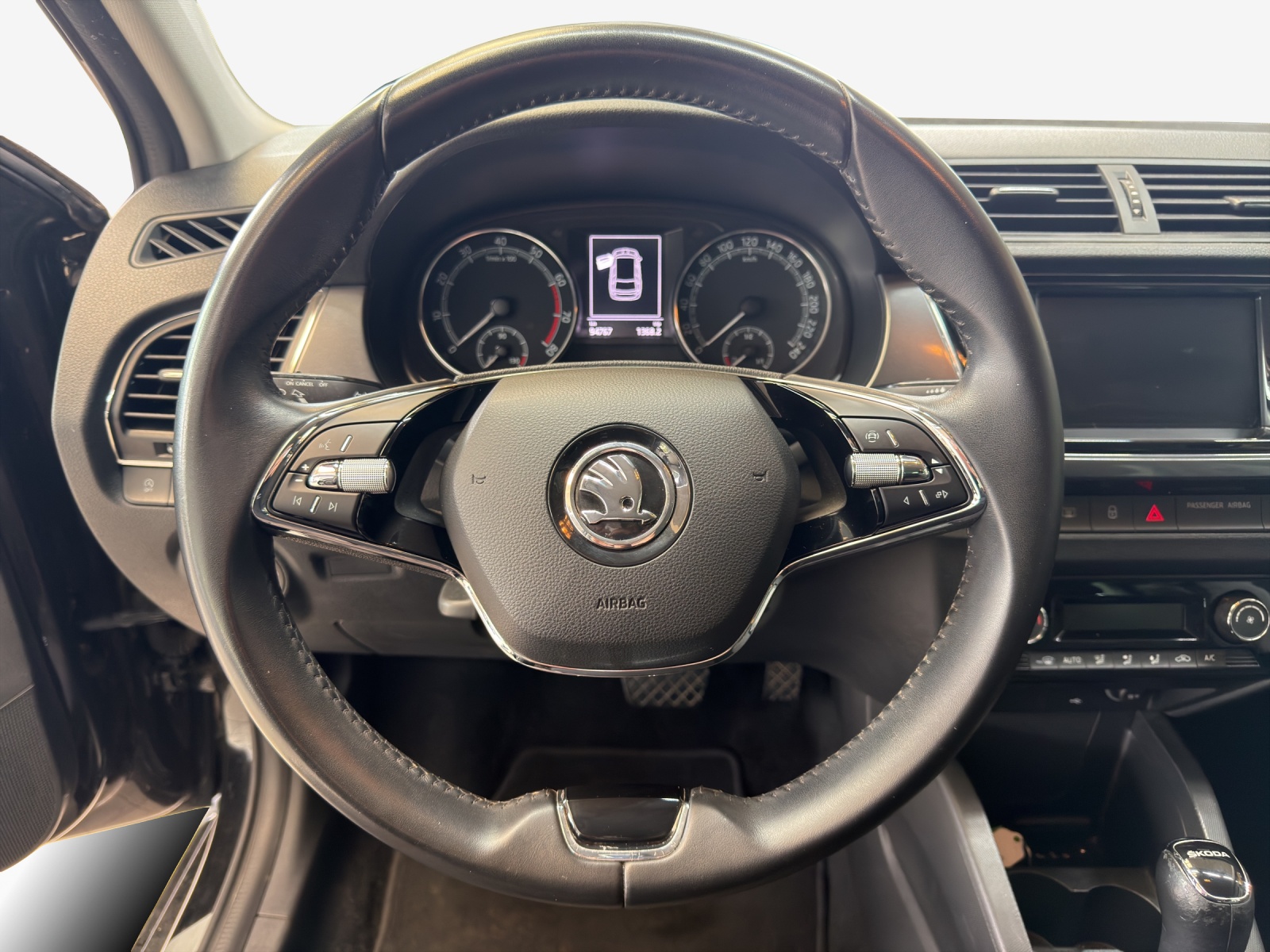 SKODA Fabia Combi 1.0 TSI Clever DSG-image-9