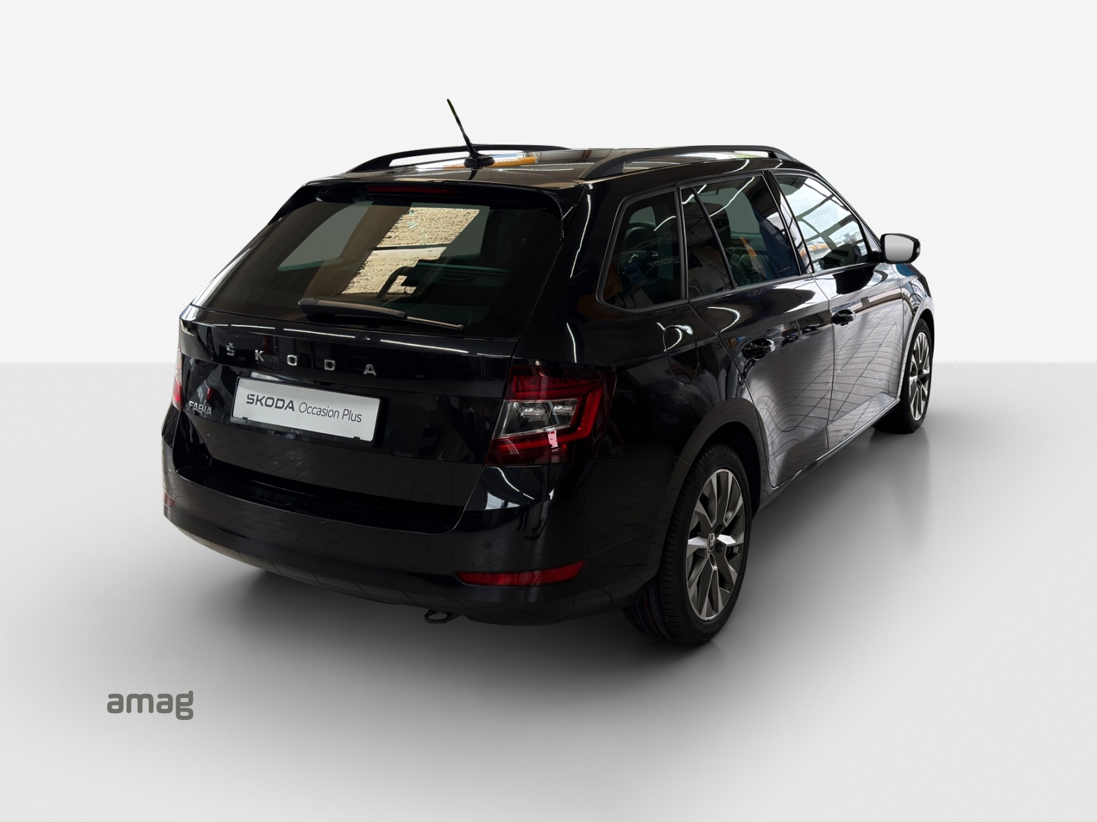 SKODA Fabia Combi 1.0 TSI Clever DSG-image-4